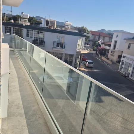Apartament Ak