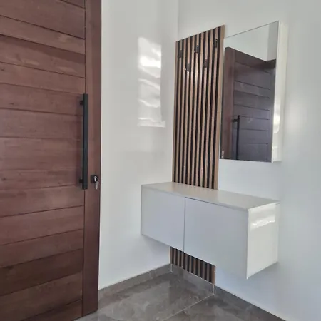 Ak Apartament Kato Pyrgos