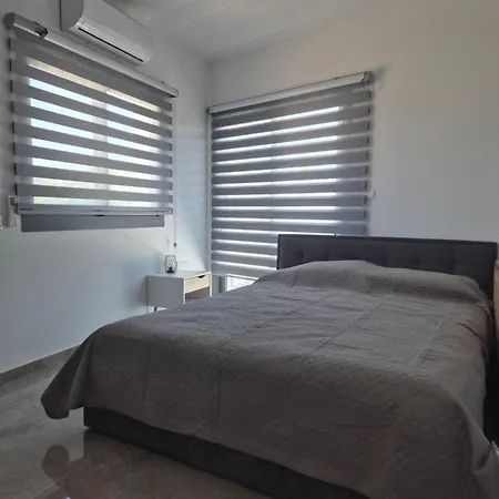 Apartament Ak *